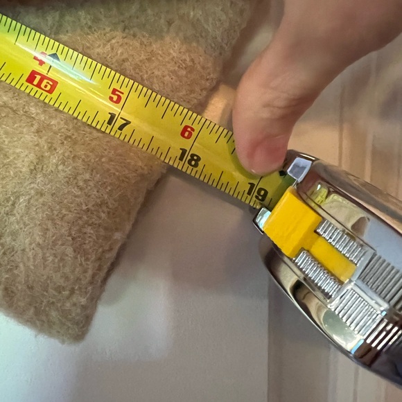 Pendleton 100% virgin wool camel-color trench coat. Size small. - Picture 10 of 16